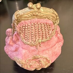 Vintage Dezine trinket box in a dusty rose color